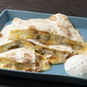 ケサディーヤ チョリソーチリ