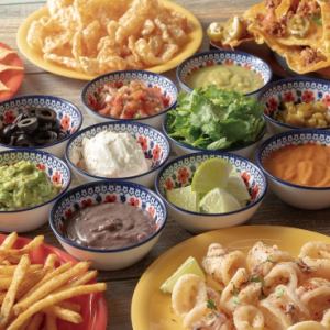 全てのお料理に追加で付けられる、自家製トッピングを多数ご用意しました。