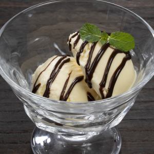 バニラアイス(チョコがけ)