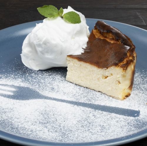 Basque Cheesecake & Whip