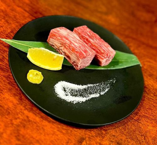 高级和牛坐布顿