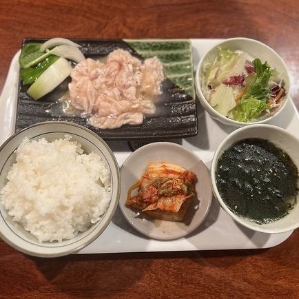 ランチ限定の飲み放題90分1129円でご提供♪