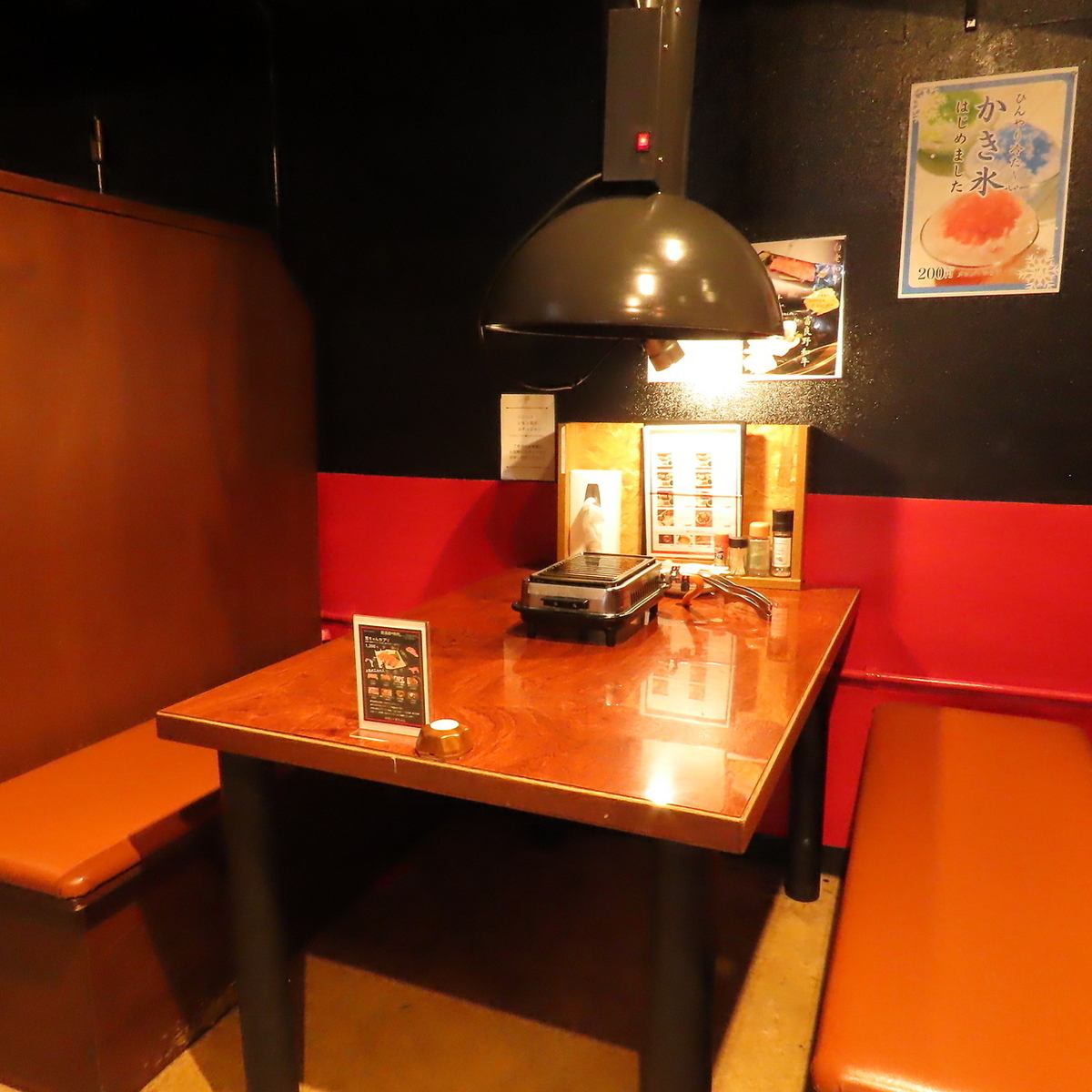 楽しい雰囲気の中で食事と会話をお楽しみくださいませ♪