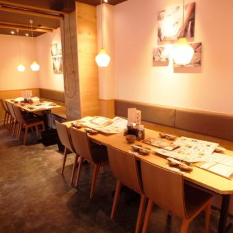 There are many table seats for 4 people. ..※ The photos are affiliated stores.Please contact the store for the availability of private rooms, etc.
