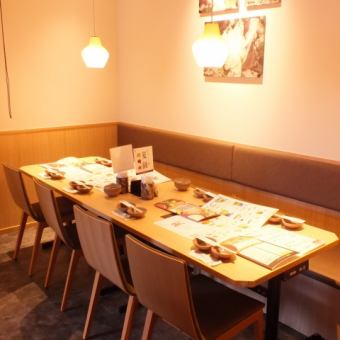 There are many table seats. ..※ The photos are affiliated stores.Please contact the store for the availability of private rooms, etc.