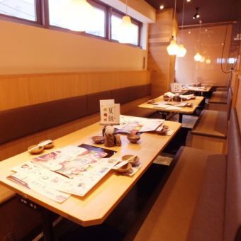 Table seats can also be used by groups. ..※ The photos are affiliated stores.Please contact the store for the availability of private rooms, etc.