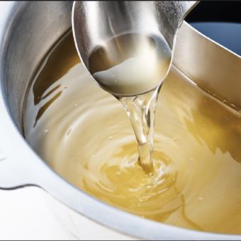 真鯛と藻塩の深い旨み【淡いろ潮だし】