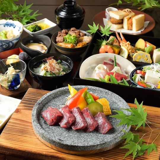 ``Tsubaki Course'' with 8 dishes including stone-grilled Matsusaka beef, 3 types of sashimi, and hand-rolled sushi made with Kuroge Wagyu beef, 2 hours of all-you-can-drink included.