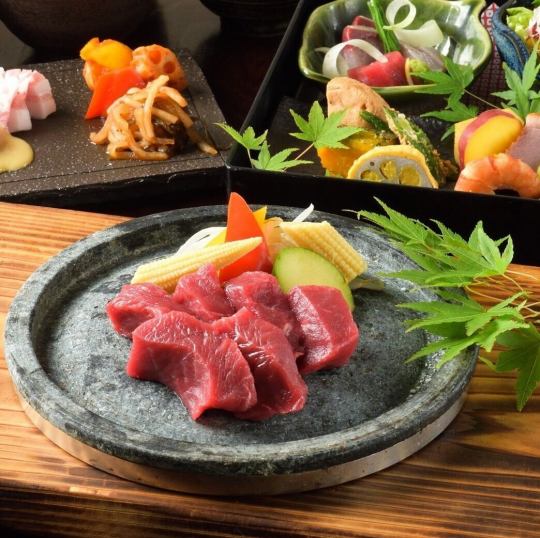 【ご宴会】国産牛ランプの石焼き、鮮魚等全8品『峰コース』2時間飲み放題付◆5500円