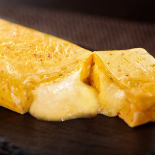 Cheese omelet