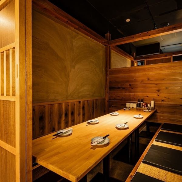 [3 minutes walk from Kokura Station◇Total number of seats: 148] A lively but cool space! Totsusan, which is very popular in Tokyo, has opened a new Kokura store after its Shibuya and Dogenzaka stores. ★ It can be rented out for large parties of 20 or more people! A popular gyoza bar that combines the comfort of a casual atmosphere with a cool and safe atmosphere for adults. ★ We offer a popular weekday-only all-you-can-eat menu from 2,750 yen at our sister stores.