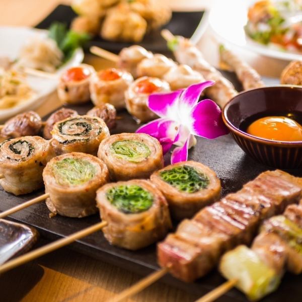 焼き鳥付食べ飲み放題！？人気メニューも合わせてほぼ全品食べ飲み放題が3000円★デザートプレートも◎