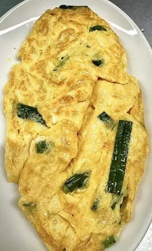 ニラ玉炒め