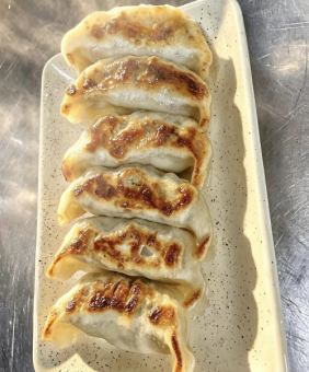 自家製焼き餃子 6個