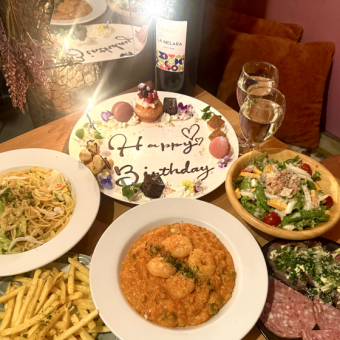 平日ランチ&週末　2.5Hアルコール飲み放題コース★キャラクタープレート( +1100円)変更可能！！