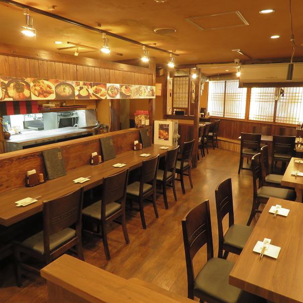 A total of 40 seats are available.As there are multiple table seats for up to 4 people, please use as a place of food and a small drink.Please enjoy high quality A5 rank barbecue or proud Korean food to your heart's content ♪