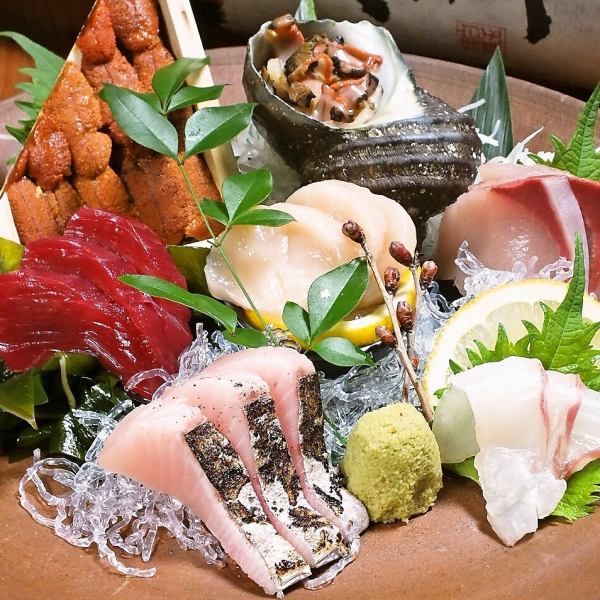 “椿吉二番町”提供大量使用海鲜、山产、时令蔬菜等的主厨搭配套餐！