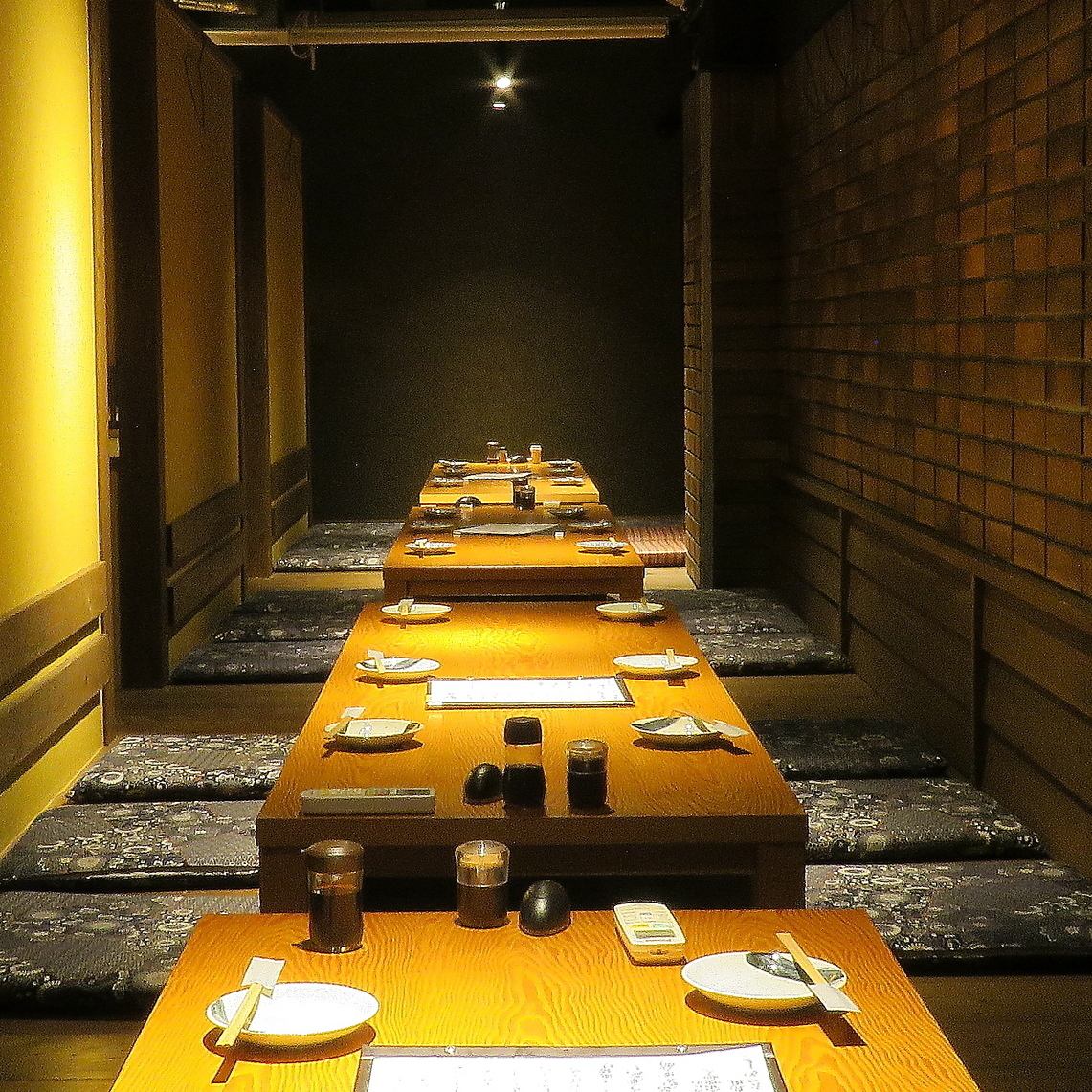 A horigotatsu-style private room for private or work situations ◎