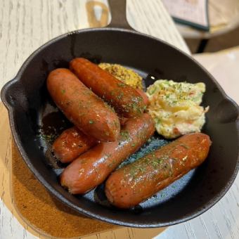 Sausage platter with chorizo