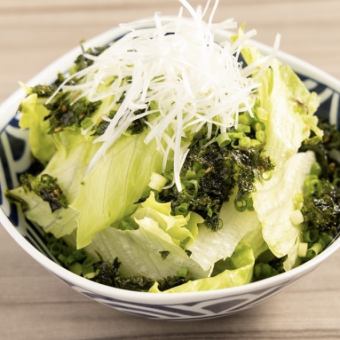 Lettuce and Korean seaweed salt salad