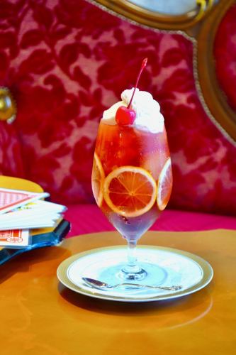 和紅茶クリームソーダ