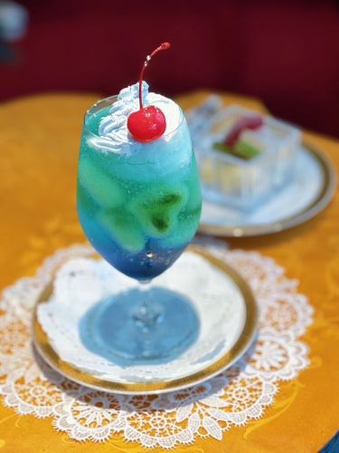 玉露のクリームソーダ