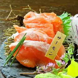 サーモンのお造り