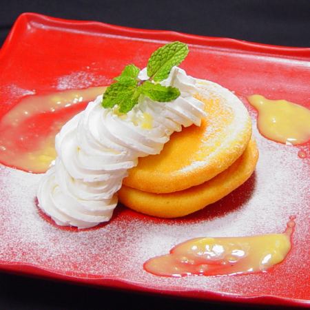 Chiffon cake & Hokkaido soft serve