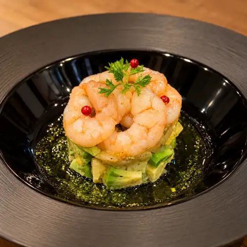 Shrimp and avocado cake