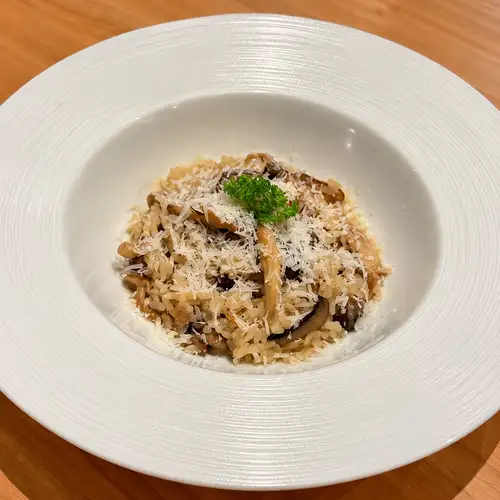 Mushroom and truffle risotto