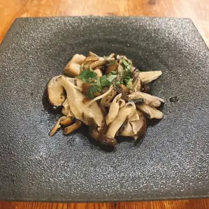 おつまみキノコソテー