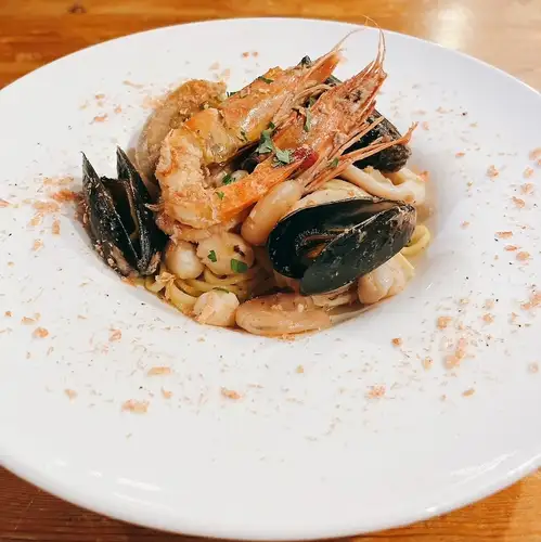 【オイル】魚介のペペロンチーノ