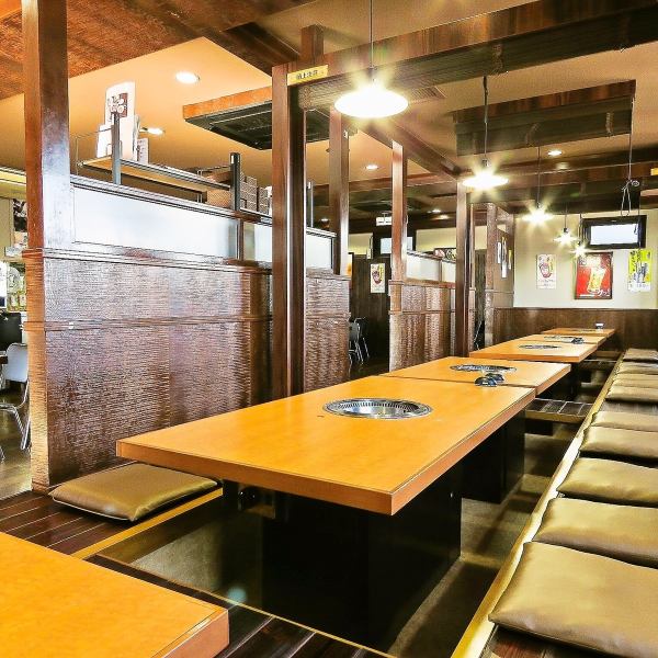 [Semi-private rooms available] There are table seats with sunken kotatsu (tables for 6 people x 6 seats).It is perfect for banquets as it can be used as a maximum of 36 seats by connecting tables for 6 people.
