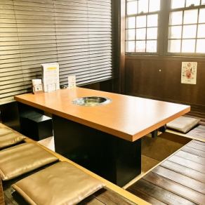 The restaurant mainly has sunken kotatsu table seats and table seats. Advance reservations are also accepted! Perfect for after work parties, banquets, girls' nights, birthday parties, and families!