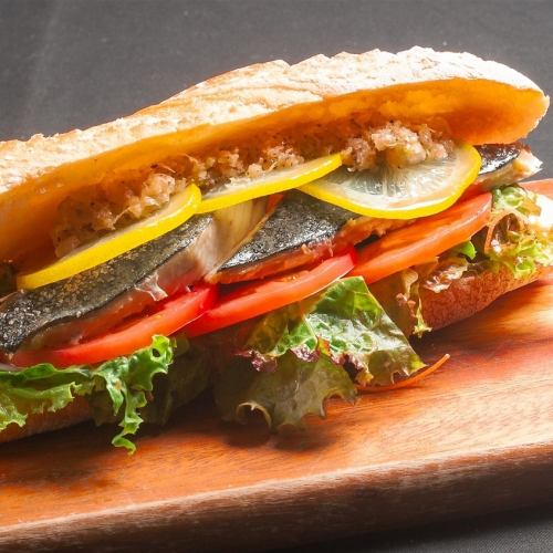 터키 명물! 고등어 샌드