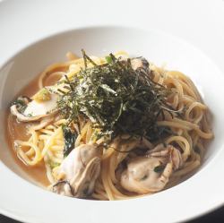 牡蠣とほうれん草の和風パスタ