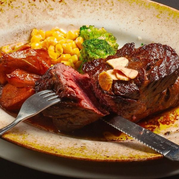 上質な肉料理を贅沢に味わえる