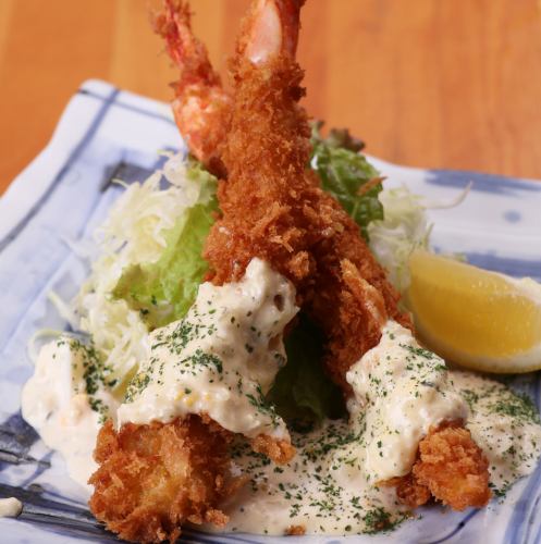 Very popular fried shrimp (2 pieces)