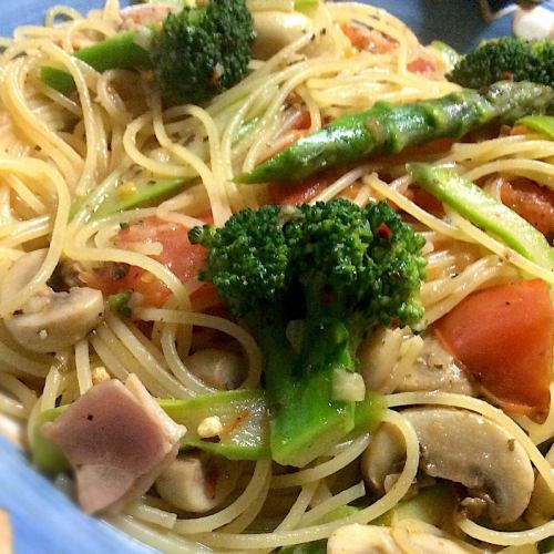 Peperoncino with bacon, mushrooms, and fluke vegetables