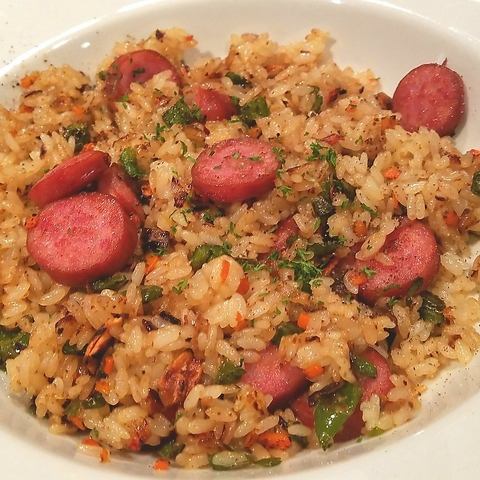 Garlic rice with lots of sausage