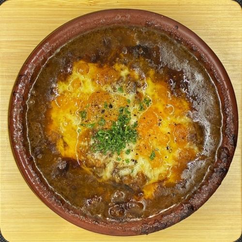 암소 줄지의 레드 와인 끓인