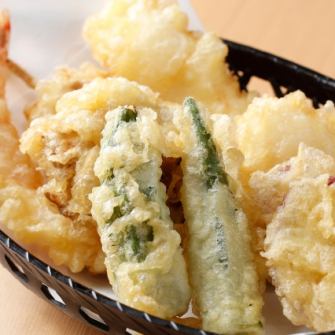 【絶妙な揚げ加減でご提供する天ぷら】