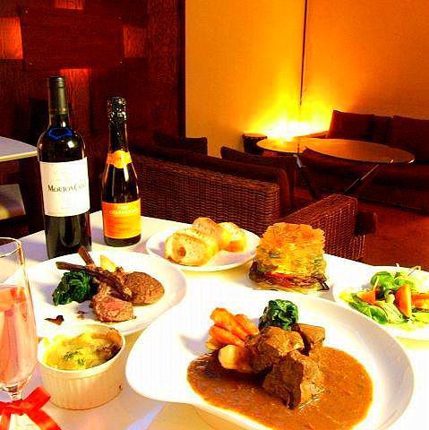 ●gz BARコース●2.5時間飲み放題付き☆ドリンク100種！4500円⇒4000円※15名以上で貸し切りOK♪ 