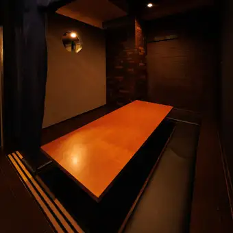 6 人(6 人 x 1 桌)