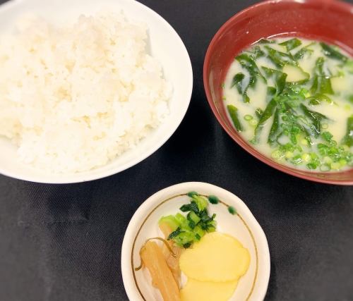 ご飯みそ汁セット(ご飯(中)・みそ汁・漬物付)