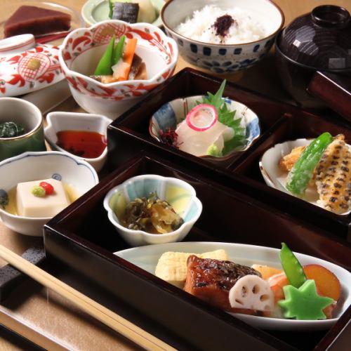 [Lunchtime only] "Nagi" 2,000 yen (excluding tax)