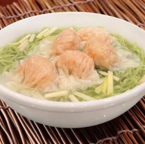 Our most popular noodle!!!Jade noodles with shrimp wonton