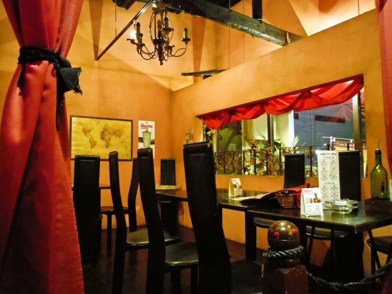 プライベート感を大切にした造りの店内。ゆっくり静かに過ごしたくなったら気軽に足を運びたい。