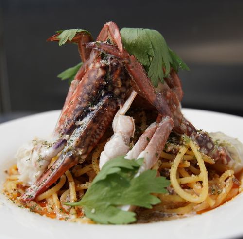 Crab with tomato cream sauce