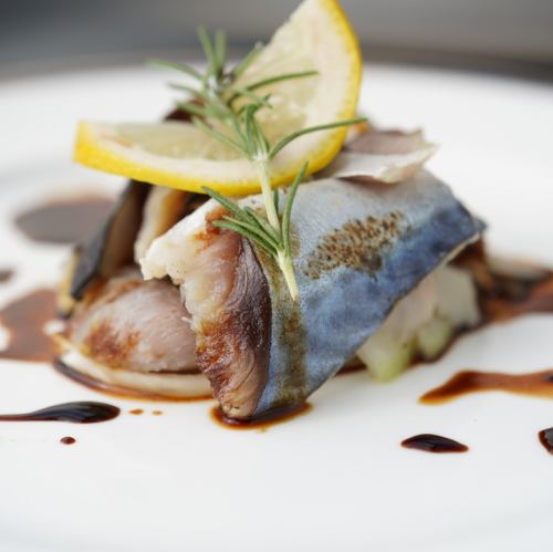 Marinated mackerel with balsamic vinegar